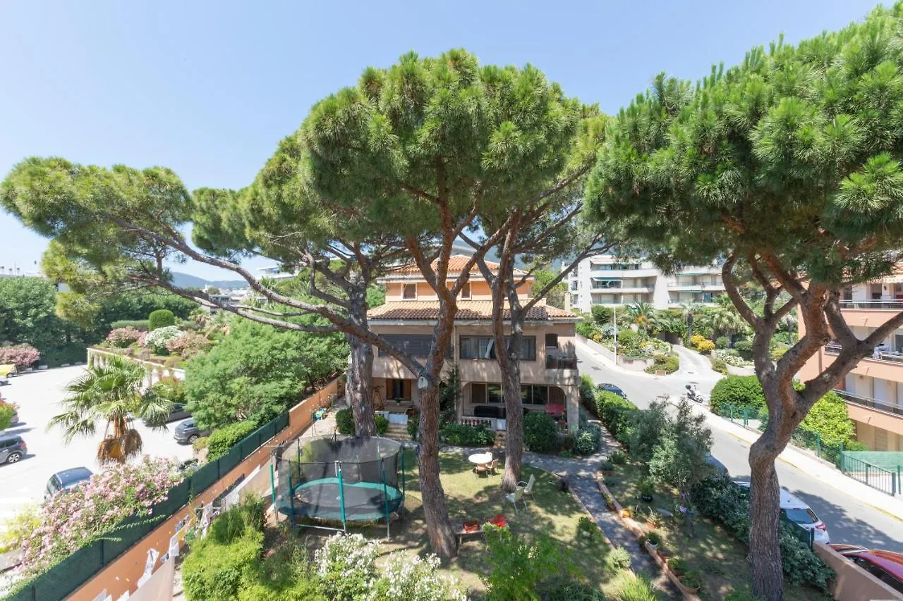 Hotel Les Alizes Cavalaire-sur-Mer 3*,